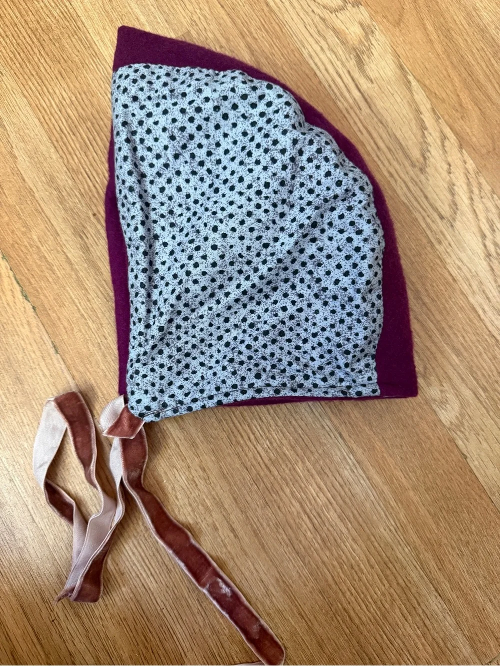 Burgundy & Gray Girls bonnet with velvet ribbon
